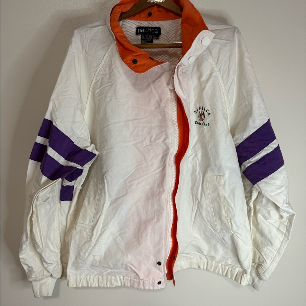 Nautica vintage Men’s vibrant White and Purple windbreaker jacket in size XL